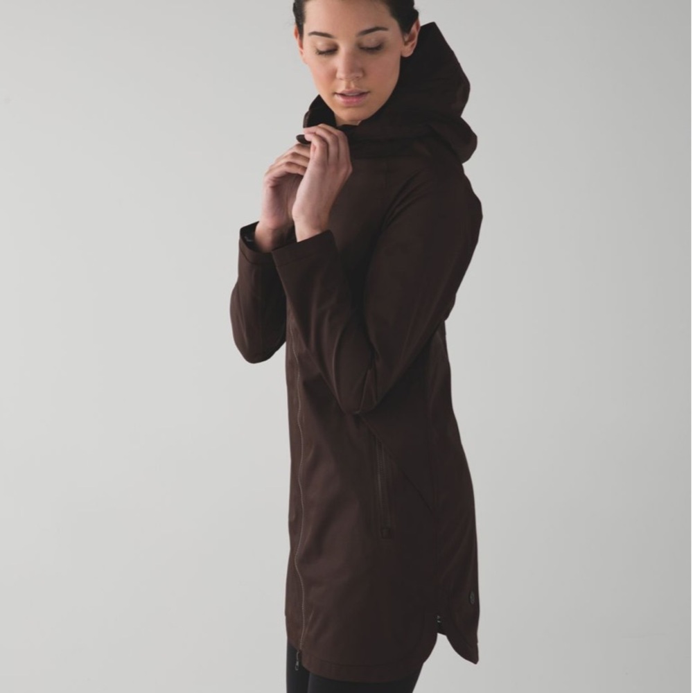 Lululemon Definitely Raining Jacket - 10 - image 1